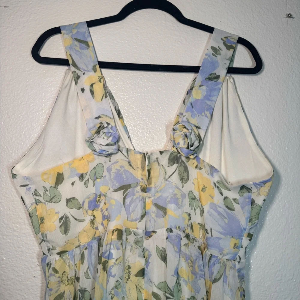 Floral Tiered V-Neck Maxi Dress in Yellow & Light Blue - Picture 3 of 7